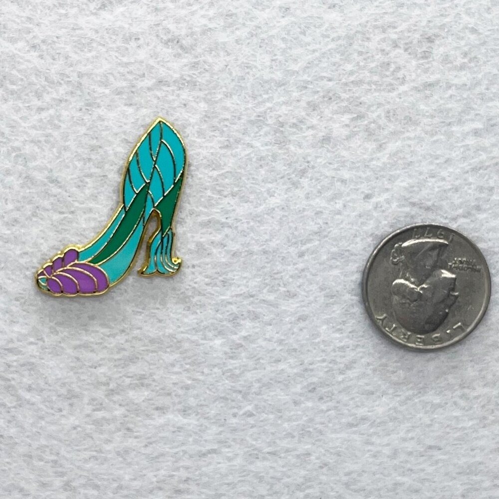 🔮 5/$25 Disney The Little Mermaid Ariel High Heels Pin - Picture 2 of 2